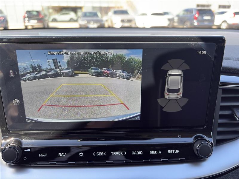 Kia XCeed (2025) 1,6   T-GDI 7DCT EXCLUSIVE - fotka 15 z 23