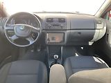 Škoda Fabia (2011) 1.2TSI, ČR, Klima - náhled 8