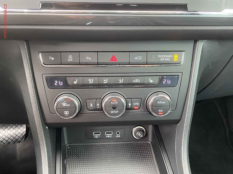 Seat Ateca (2017) 1.4 TSi, Style, DSG, Webasto - fotka 19 z 20