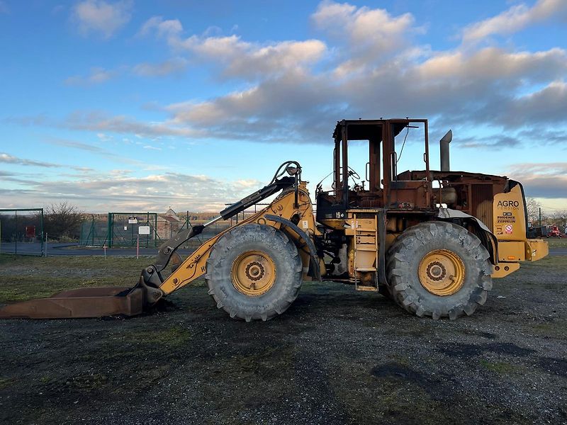 Caterpillar (2011) 930H - fotka 2 z 29