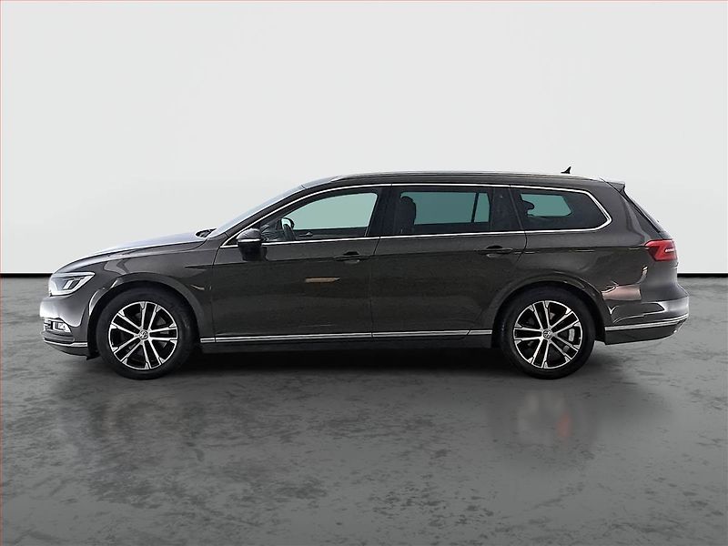 Volkswagen Passat (2017) 2.0 TDI, Kůže, Navi, Tempomat - fotka 3 z 22