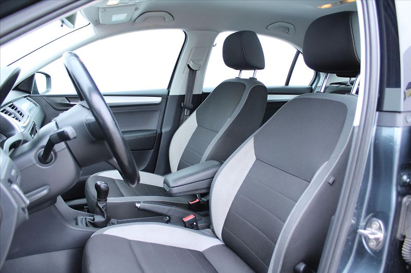 Škoda Rapid 1.0 TSI 81kW 1.MAJ ČR DPH - fotka 9 z 21