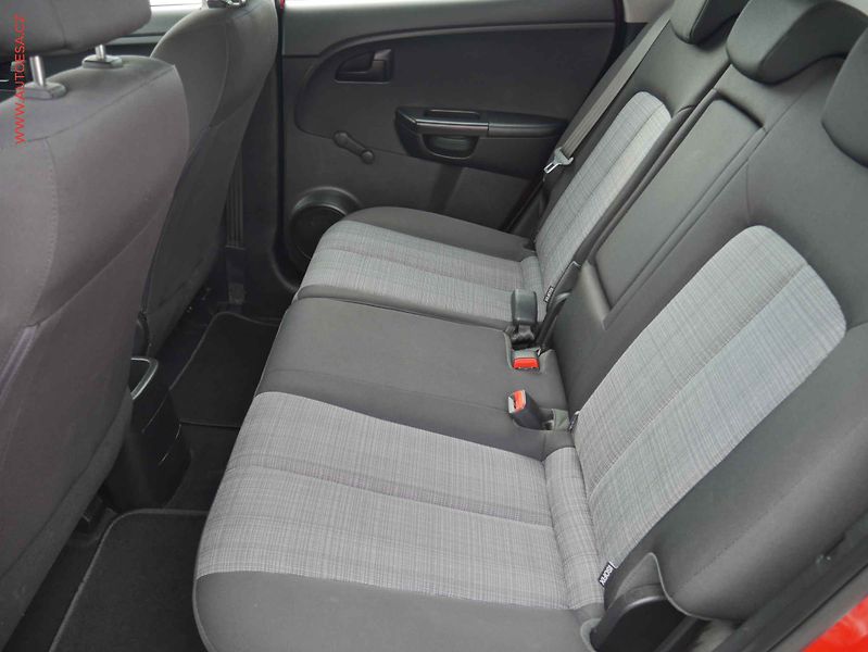 Kia Venga (2011) 1.4CVVT, 2.maj,ČR, servis - fotka 10 z 13