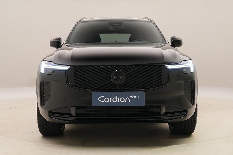 Volvo XC90 (2026) B5 AWD BLACK EDITION ULTRA 7 - fotka 15 z 78