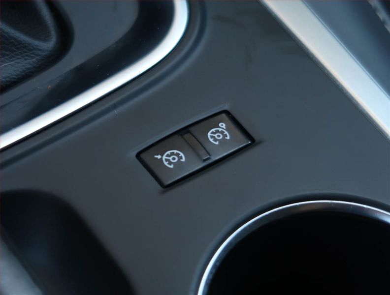 Renault Mégane (2018) Intens 1.2 TCe, Automat - fotka 20 z 21