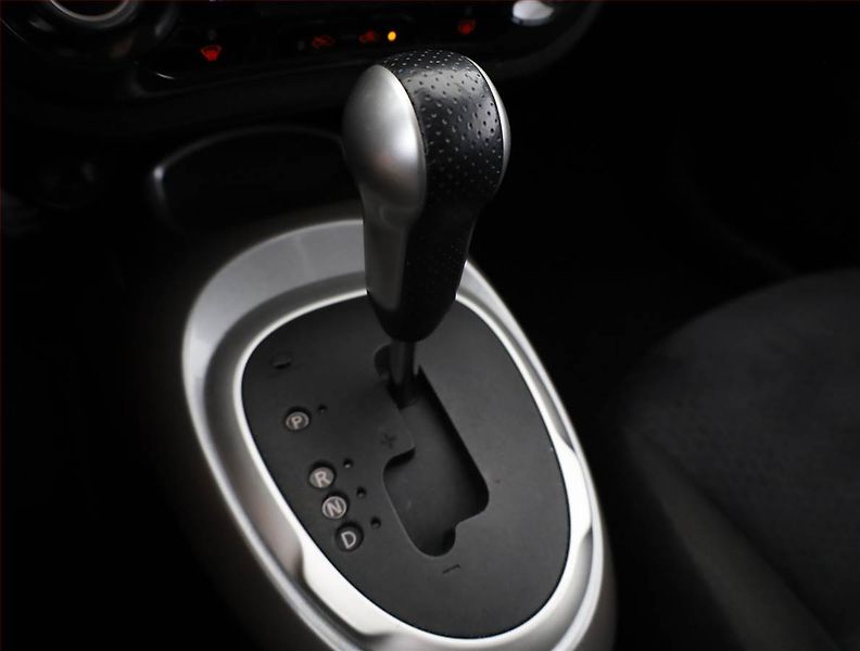 Nissan Juke (2011) 1.6 DIG-T, 4X4, Automat - fotka 11 z 17