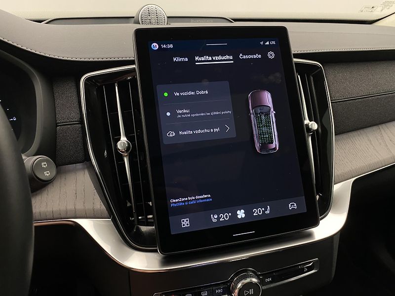 Volvo XC90 T8 RECHARGE BRIGHT ULTRA 7míst - fotka 45 z 70