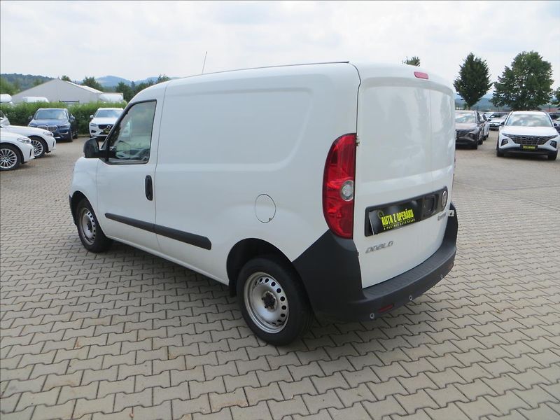 Fiat Dobló cargo 1,3 MTJ 70kW L1H1 Base - fotka 5 z 17