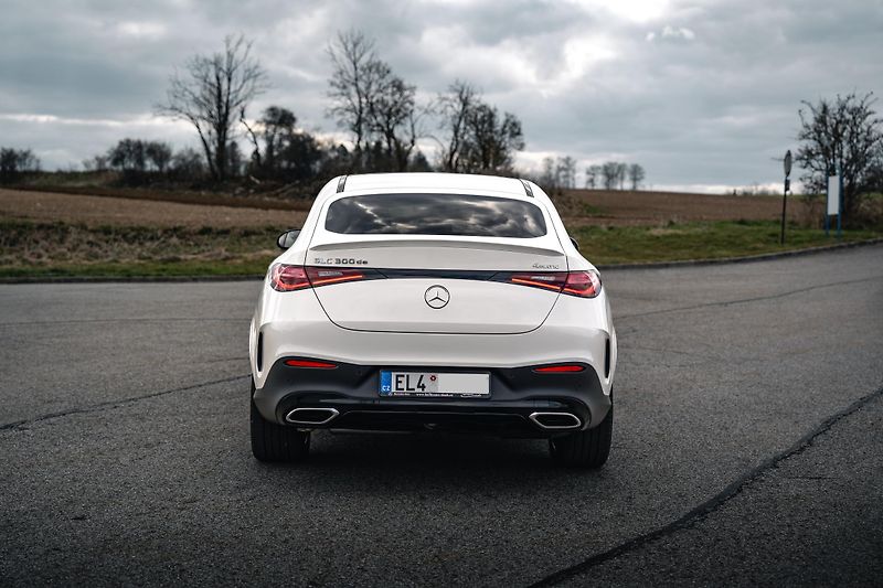 Mercedes-Benz GLC 300 de kupé AMG Premium - fotka 4 z 18