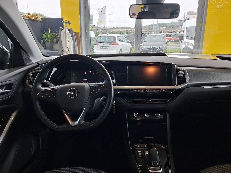 Opel Grandland 1.2T96kW+TAŽNÉ ZAŘÍZENÍ ZDARMA - fotka 10 z 15