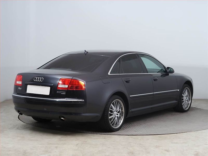 Audi A8 (2007) 3.0 TDI , 4X4, Automat, Navi - fotka 5 z 12