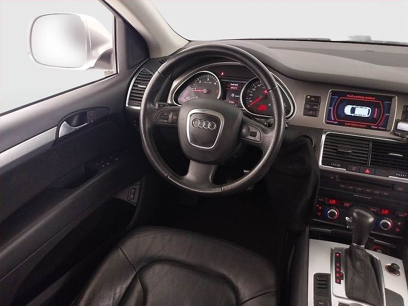 Audi Q7 (2009) 3.0 TDI , 4X4, Automat, Kůže - fotka 7 z 21