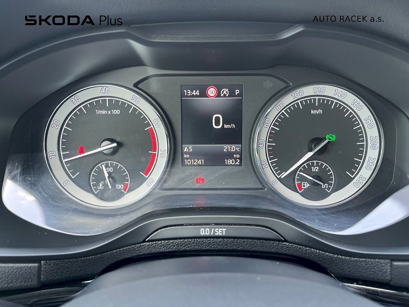 Škoda Karoq (2019) 1.5 TSI 110 kW ACT Style DSG - fotka 5 z 28