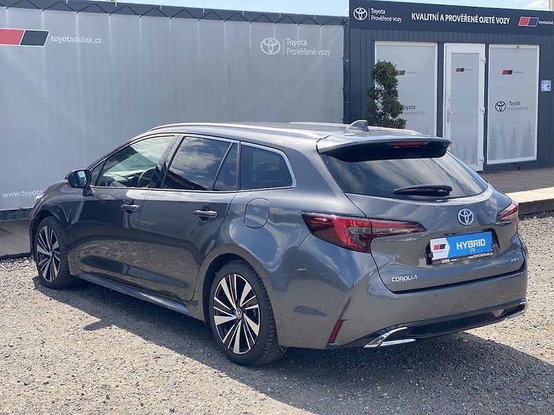 Toyota Corolla 1.8HEV, ČR, Style, DPH - fotka 5 z 16