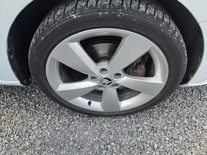Škoda Fabia 1.0 TSI 81kw Solei - fotka 6 z 16