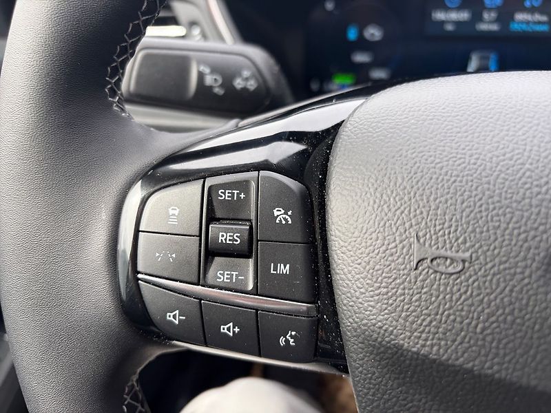 Ford Kuga ACTIVE X PHEV CZ ZÁRUKA TOP VÝ - fotka 18 z 20