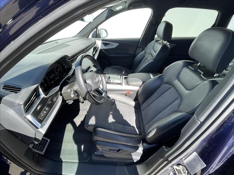 Audi Q7 3,0 50 TDI quattro S line - fotka 4 z 21