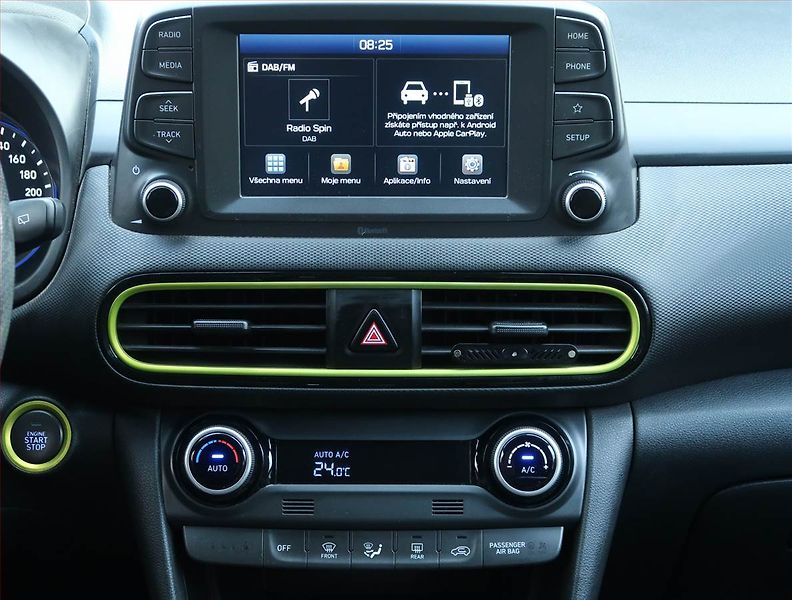 Hyundai Kona (2018) 1.0 T-GDI, ČR,1.maj - fotka 12 z 20