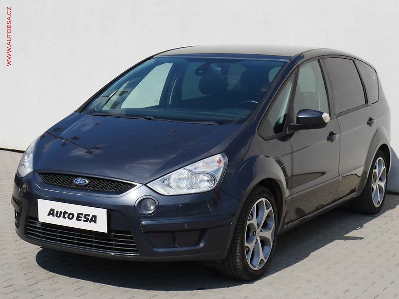Ford S-MAX (2008) 2.0 TDCi, AC, park.asist - fotka 3 z 18