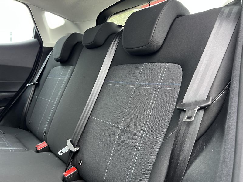 Ford Fiesta 1.0i KLIMA TEMPOMAT PŮVOD ČR - fotka 26 z 42