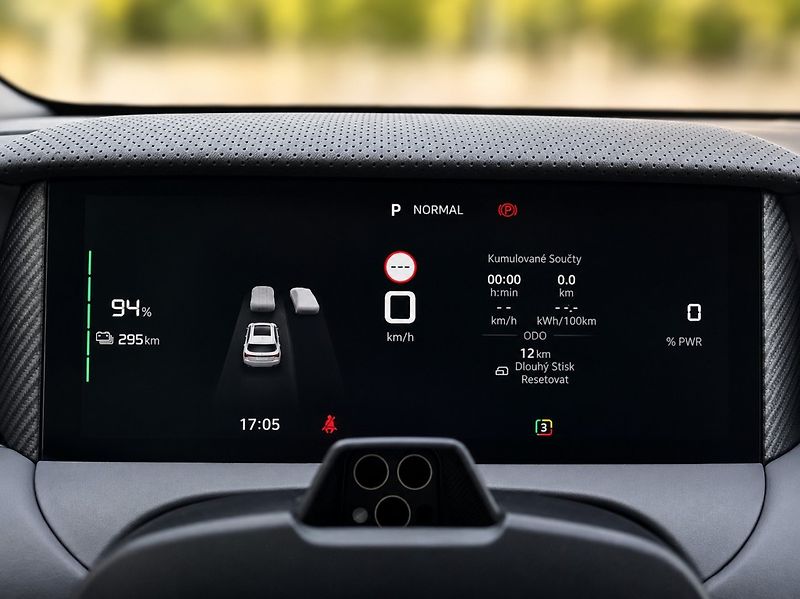 MG MGS5 EV (2026) Emotion (49 kWh) - fotka 20 z 41