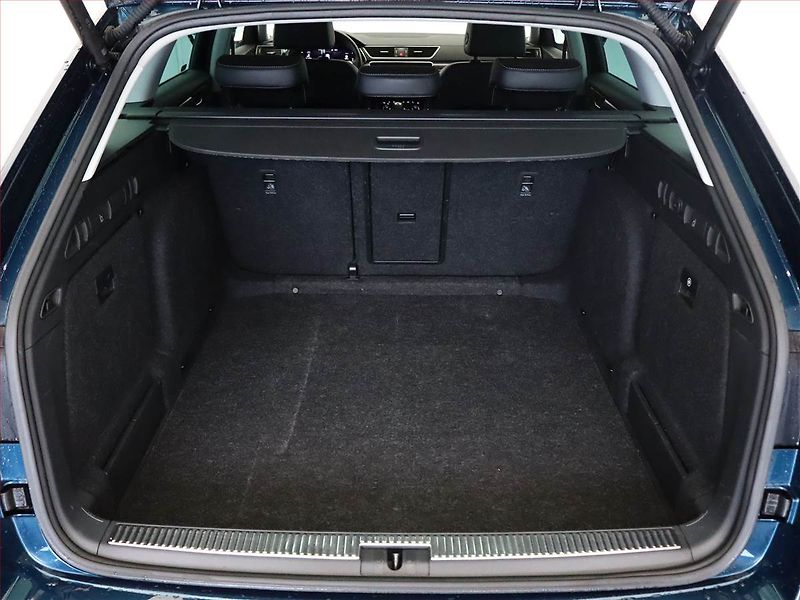 Škoda Superb (2023) Style 2.0 TDI - fotka 12 z 20