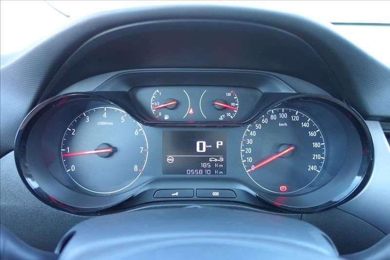 Opel Crossland X 1,2 T 96KW,ČR,SERVIS.KN.,AT. - fotka 30 z 38