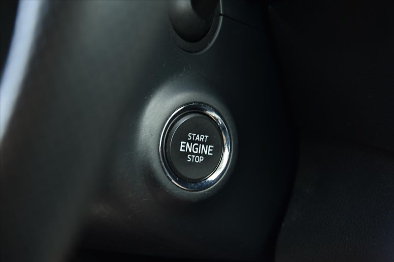 Škoda Karoq 1.6 TDI 85kW DSG STYLE ČR - fotka 18 z 26