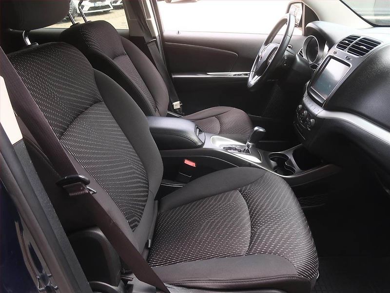 Fiat Freemont (2015) 2.0 MultiJet, 4X4, Automat - fotka 9 z 18