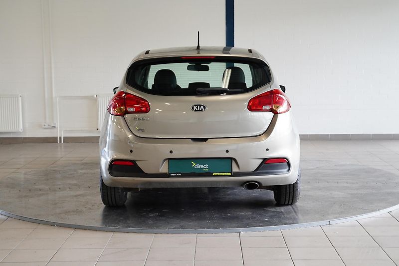 Kia Ceed - fotka 6 z 22