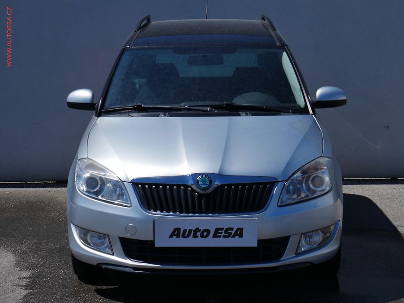 Škoda Roomster (2011) 1.2TSi, ČR, Style - fotka 2 z 16