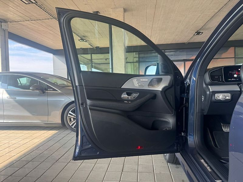 Mercedes-Benz GLE 450 d 4MATIC - fotka 9 z 21