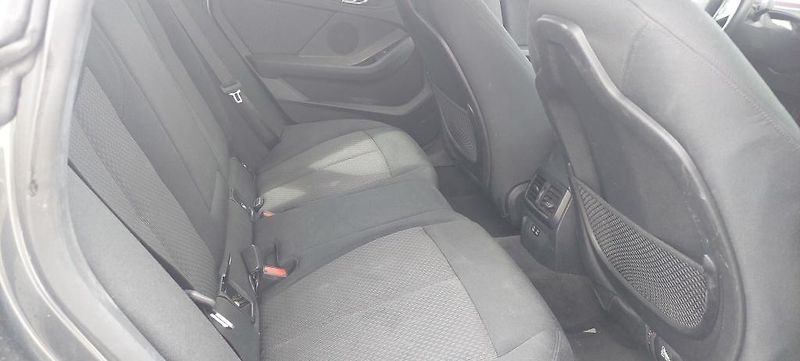 BMW Řada 2 (2021) 218d 2.0 Gran Coupe - fotka 9 z 15