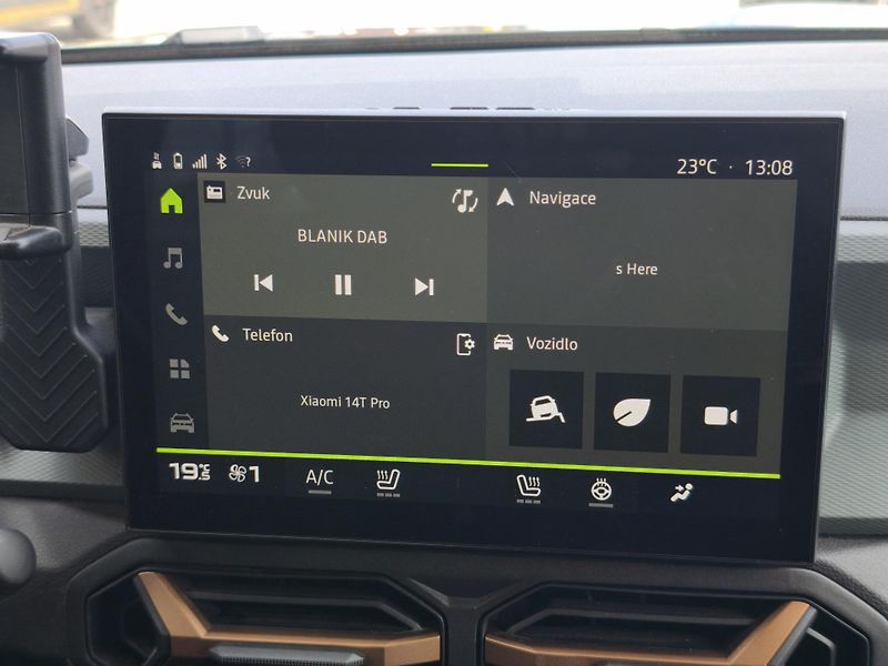 Dacia Duster 2024 ČR TCe 130 4x4 EXTREME - fotka 12 z 35
