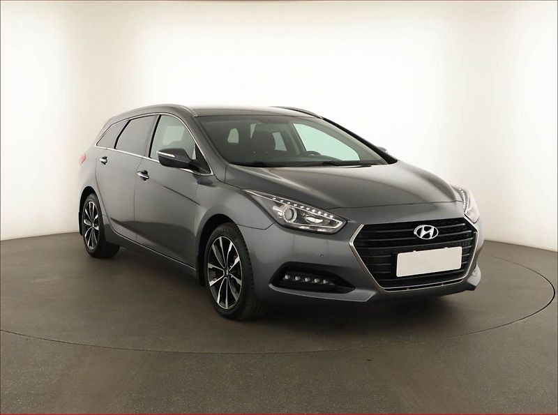 Hyundai i40 (2017) 1.7 CRDi, Serv.kniha, Navi - fotografie inzerátu