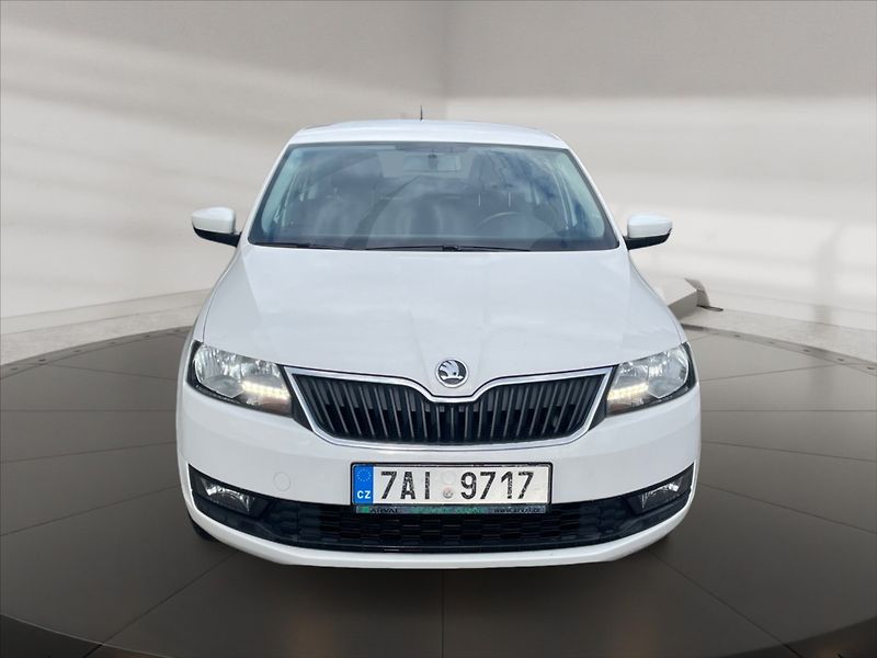 Škoda Rapid 1,0 TSI 81 Ambition - fotka 2 z 11