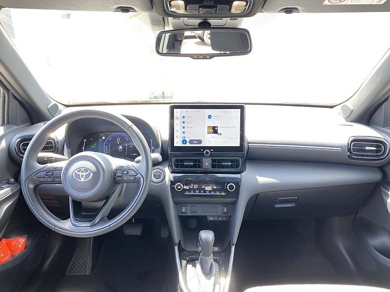 Toyota Yaris Cross 1.5HEV, ČR, Style, záruka - fotka 11 z 15