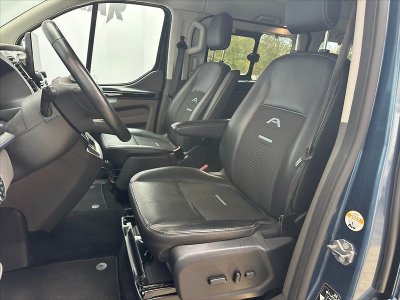 Ford Tourneo 2,0 TDCi 136kW 8MÍST AUTOMAT - fotka 10 z 48