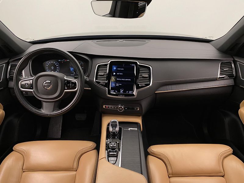 Volvo XC90 B5 AWD INSCRIPTION AUT CZ - fotka 2 z 48