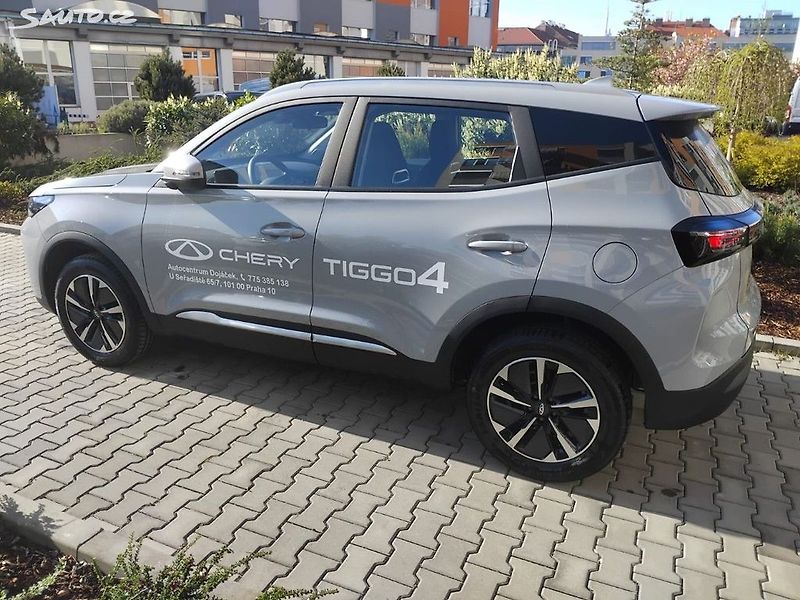 Chery Tiggo 4 HEV (2026) 1,5 HEV Comfort - předváděc - fotka 2 z 11