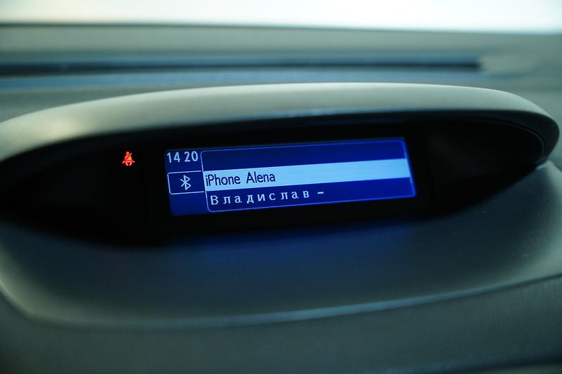Renault Fluence - fotka 20 z 25