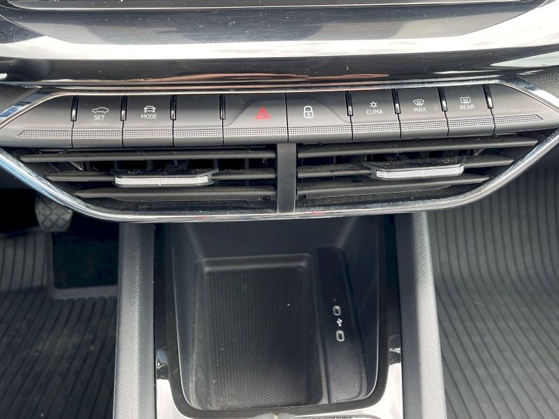 Škoda Octavia (2023) 1.5 TSI 110kW Style Plus Combi - fotka 13 z 35