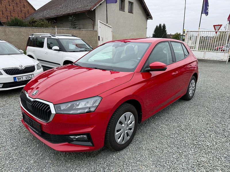 Škoda Fabia 1.0 MPI SELECTION - fotka 3 z 13