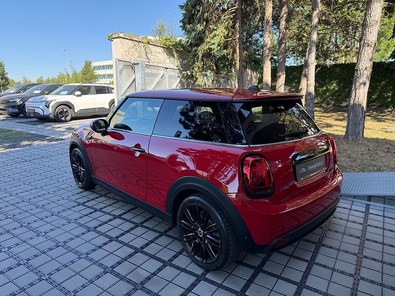 Mini Ostatní SE 135 kW ACC / Tepelné čerpad - fotka 4 z 31