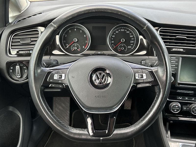 Volkswagen Golf Variant (2015) 1.4 TSI DSG Highline - fotka 19 z 33
