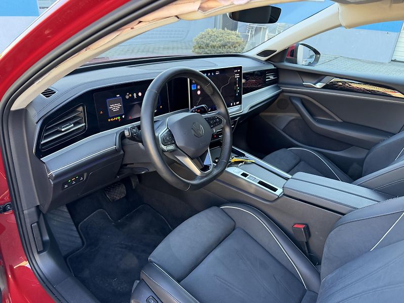 Volkswagen Passat 2,0TDi 147kW 4x4 ELEGANCE  - fotka 11 z 20