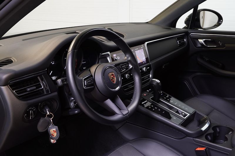 Porsche Macan 2.0TSI,1.MAJ,ČR,DPH,Adapt.Temp - fotka 12 z 27