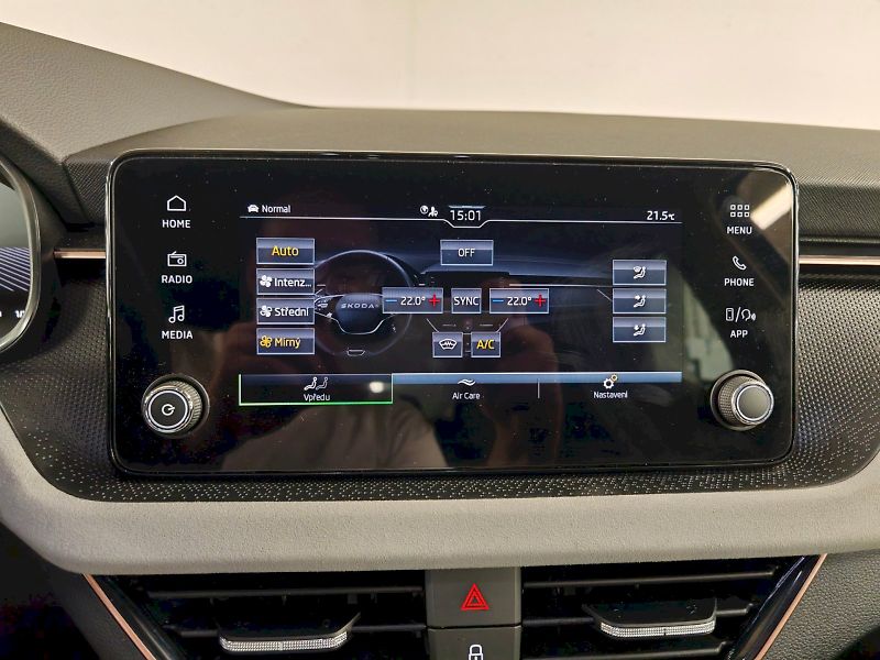 Škoda Kamiq (2025) 1.0 TSI 85 kW DSG Top Selectio - fotka 13 z 29
