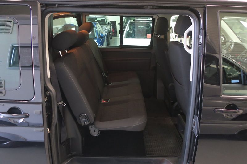 Volkswagen Caravelle (2016) T6 2.0 TDI 110kW Comfort DSG - fotka 33 z 47