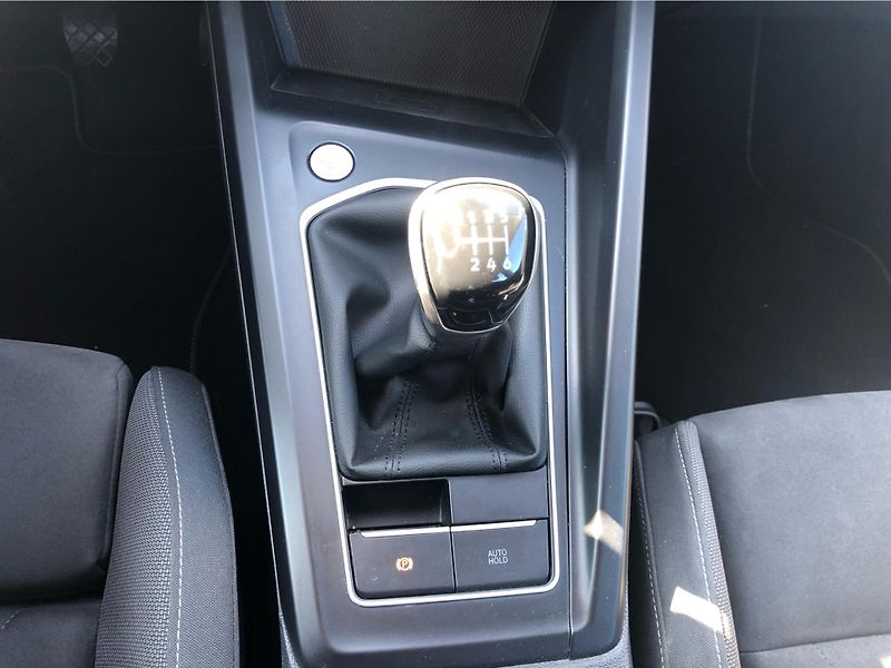 Volkswagen Golf Variant 1.5 TSi STYLE - fotka 21 z 29